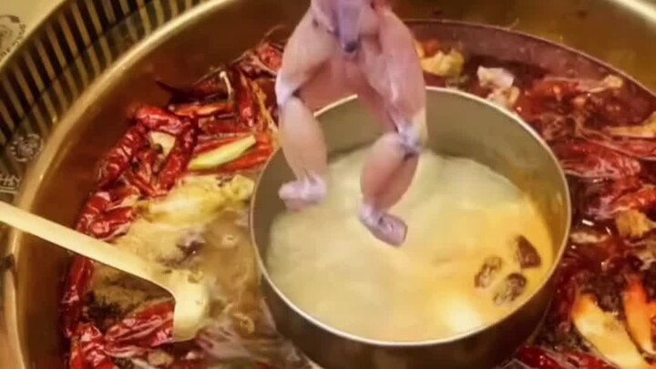 القناص جو الضفدع العملاق