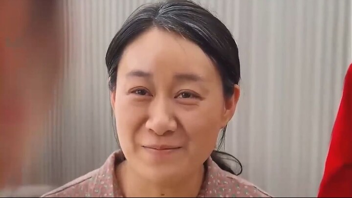 [พากย์ไทย] แม่บ้านนอกยากจนมางานแต่งของลูกชาย แต่กลับถูกลูกไล่ออก เมื่อความจริงถูกเปิดเผย