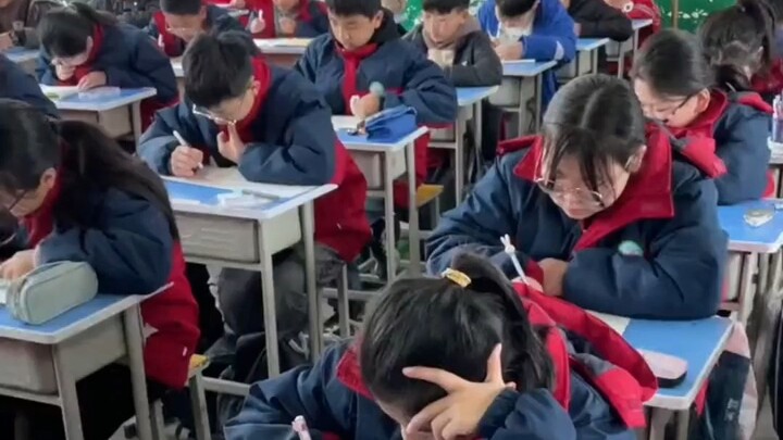 สำนักต่างๆ ทั่วหล้ารวมตัวกันครบครัน ทั้งผู้แสวงหาเทพเจ้า ผู้กราบไหว้พระพุทธเจ้า ผู้ถามหาความจริง และ