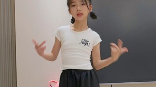 这么甜的舞蹈明天去学校跳