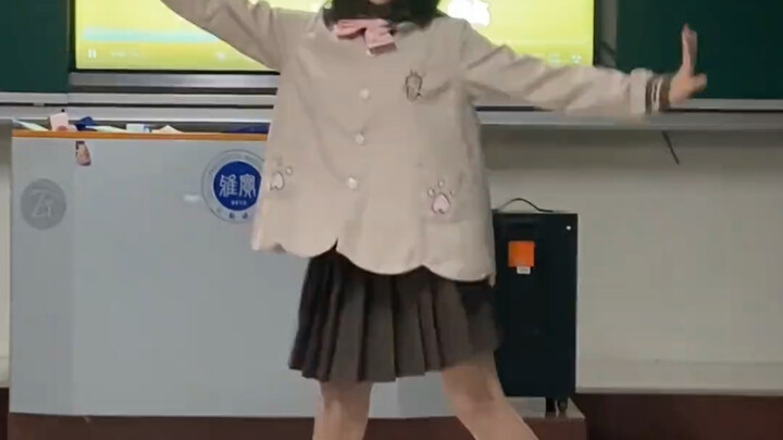 New Year's Day High School Girls' House Dance