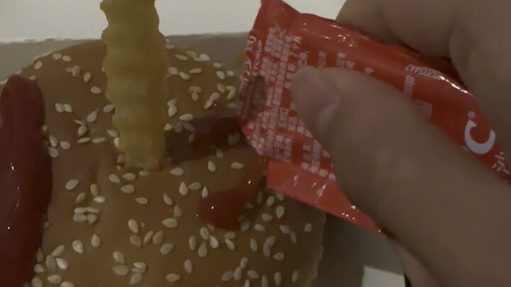 Năm này qua năm khác