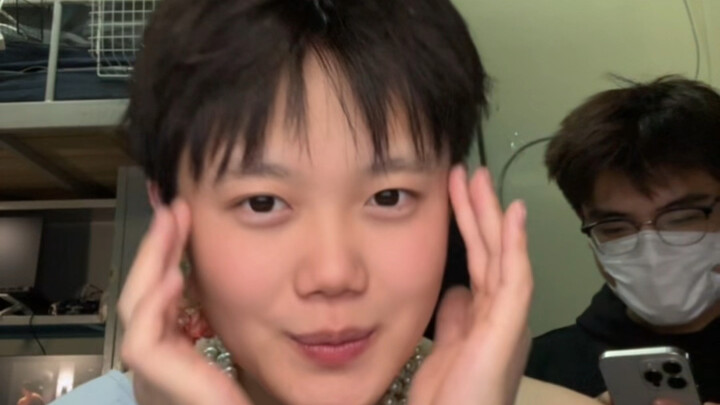 مين يروح يشيلها؟