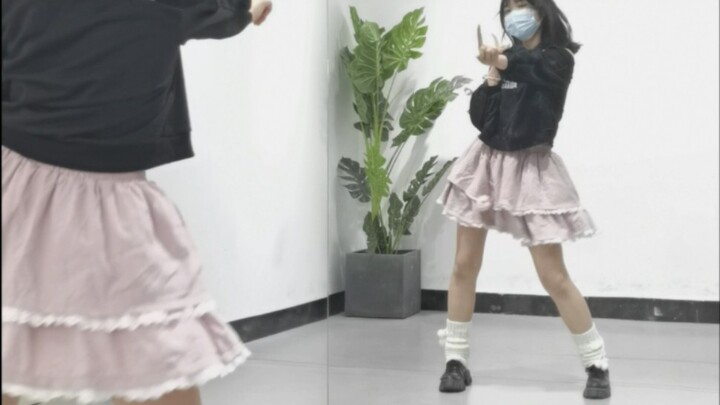 *Love dance*