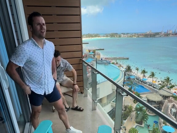 有时候你突然很幼稚时候