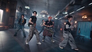 Video musik "Brought The Heat Back" dari ENHYPEN dirilis