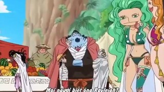 Boa Hancook cấm Jinbei ăn đồ ăn của Luffy