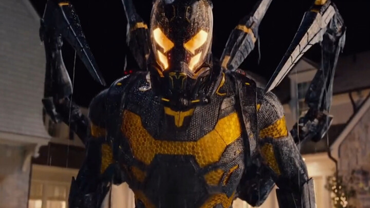 How to escape prison in one minute? An ant suit will do the trick!
