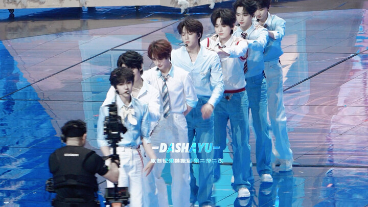 Valentine’s Day Special · [4K | “I Like U Like” on Hunan TV’s Little New Year’s Eve] The opening seg
