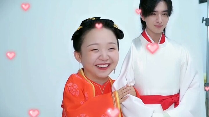 This wonderful CP feeling! ! Happy enemies ~ Heavenly chosen CP [Queen Liu Heipang] Li Hongyi × Lamu