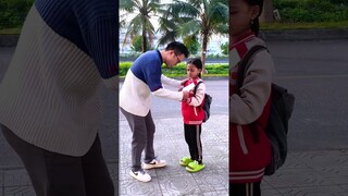 SHK - Đừng chỉ trích trẻ nhỏ, hãy dạy bảo nó - Don't criticize children, teach them! #shorts