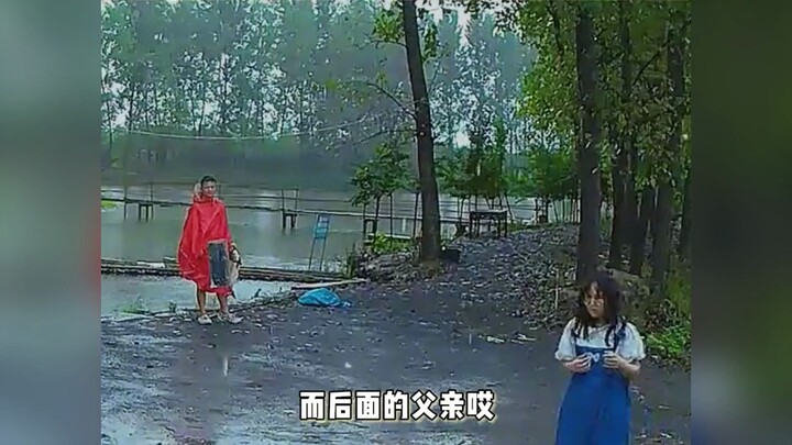 He actually has TWO adorable daughters!