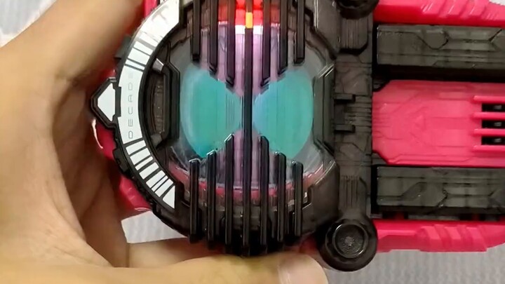 Tôi phát hiện ra lối chơi ẩn giấu của Emperor's Rider Dial trong Kamen Rider