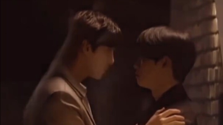 Grabe pinagdamot talaga ang kiss nilang dalawa