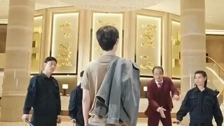ขอทานเซ่อซ่าที่ไม่มีใครสน_แต่มีพลังเสือโคร่ง อัดนักเลง