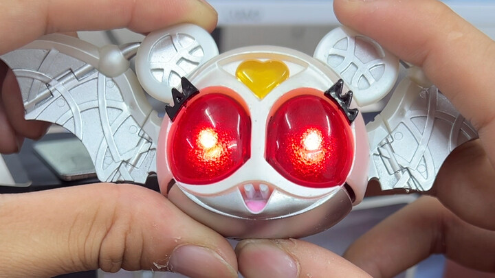 Domestic Little Bat Kamen Rider มีจำหน่ายแล้วบน TB ในราคาเพียงชิ้นเดียว