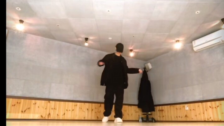 【丁程鑫】好喜欢丁哥这个自编舞啊，很swag