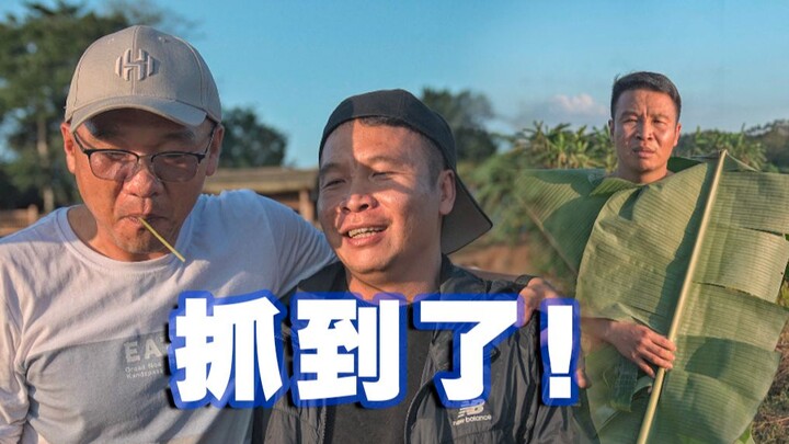 Uncle Mo was sent back to Hainan for filming in Siping, and the director was hit while traveling in 