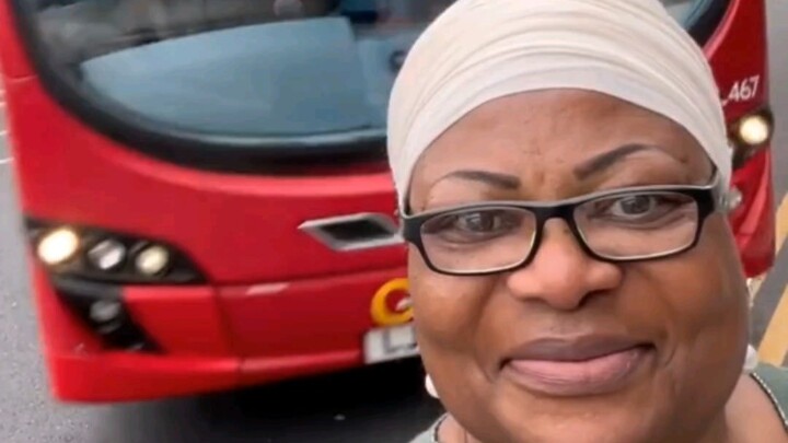 Area TikTok yang bikin geleng-geleng: Episode paling nggak masuk akal dari sopir bus besar