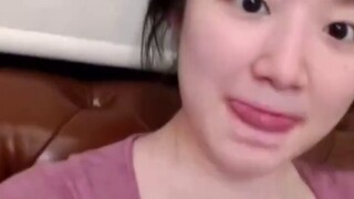Song Yuqi: Ye Shuhua makan roti kukus secara langsung