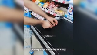 Không được đánh khách hàng #meme