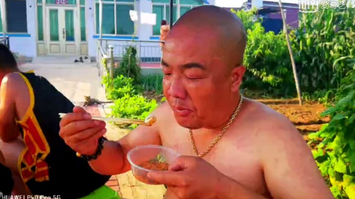 Một ngày tiệc nướng ngoài trời cùng anh Đào dưới góc nhìn của một người hâm mộ