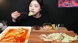 Món Hàn : Thưởng thức tôm sốt kem, thịt chiên chua ngọt cùng mì xào hải sản cay 5 #bepHan