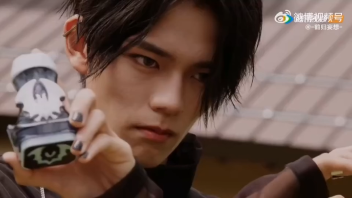 假面骑士evil国配洗耳一分钟“到底要选哪个呢”