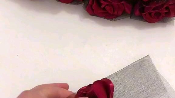 DIY ROSE FOR YOUR LOVEONES (enjoy!)
