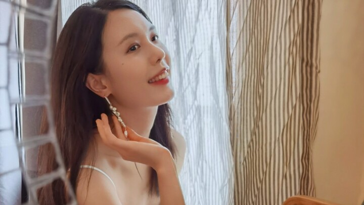 Halo semuanya, ini juga kali pertama saya menjadi blogger fesyen