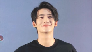 于适 于小狗跳舞啦