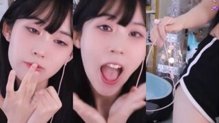 Danbao: Mom isn't home today, so Xiao Feidan is here—so cute!