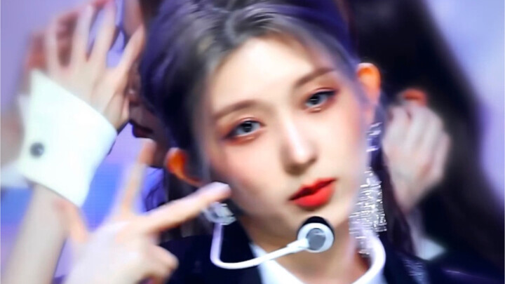 ดูเหมือนจะใช้แส้เล็กเก่งเลยนะ