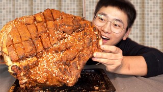 [Late-night Hungry Man] Bentuknya seperti batu bata, tapi bagian dalamnya sangat lembut dan berair!