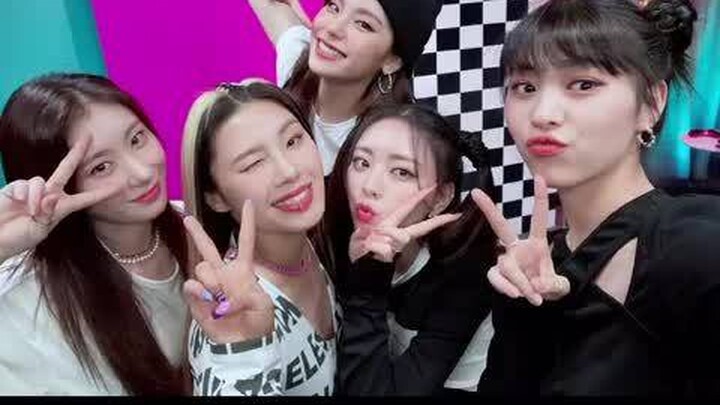 【ITZY】Five-minute live choreography process—get a clear sense of the members' dance styles; their in