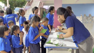 ศูนย์วิจัยข้าวปราจีนบุรี ให้ความรู้กับนักเรียนโรงเรียนบ้านขุนศรี