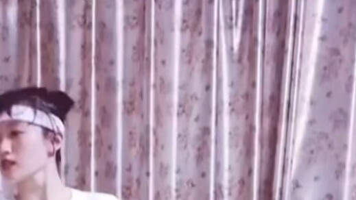 "Lâu đài ma thuật" Dịch Dương Thiên Hy đã làm một bìa khảo cổ học một kèm một cho người hâm mộ cũ, v