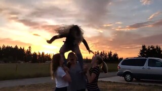 Đỡ không nổi những tình huống khó đỡ #32