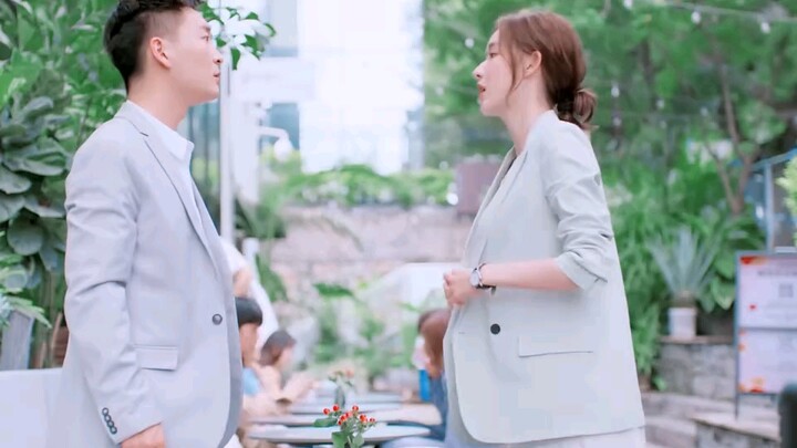 When you meet a weird date at a blind date, this comeback is so satisfying!