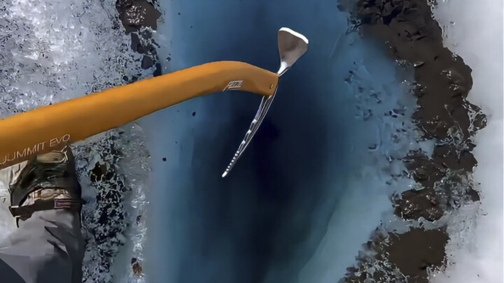 هكذا تبدو ولاية ألاسكا في كتب الجغرافيا: تضم أكثر من 10 آلاف نهر جليدي، ويتجمّع هنا أكثر من نصف الأن