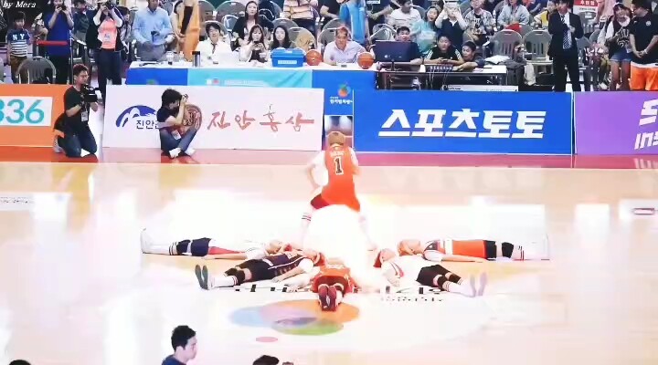 【NCT DREAM】Buổi cổ vũ tuyệt nhất, mối tình *ối cùng