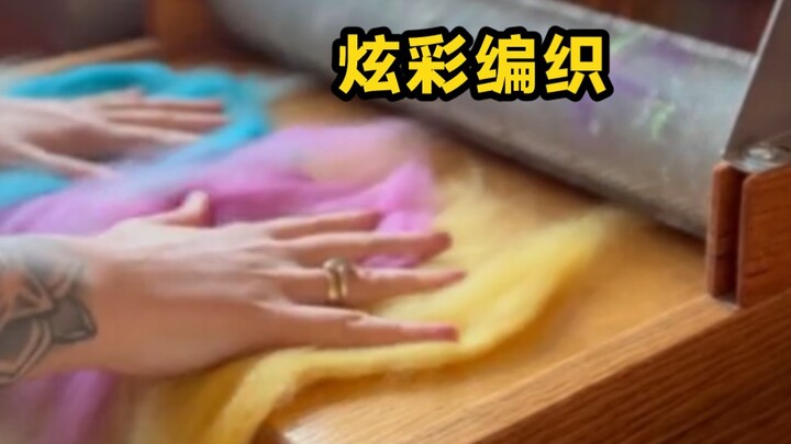 Các bạn đã từng thấy kiểu đan màu sắc rực rỡ như thế này chưa?