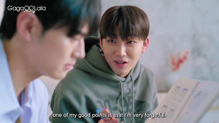 Now Bihyung, that's just a mortal man that you find lowkey attractive, there is no need to run away.