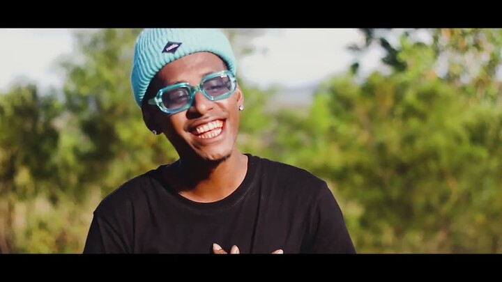 Van Breezy FT Pace Salomon - Ade Nona (Music Video)