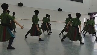 Điệu múa Mông Cổ "Đỉnh núi"
