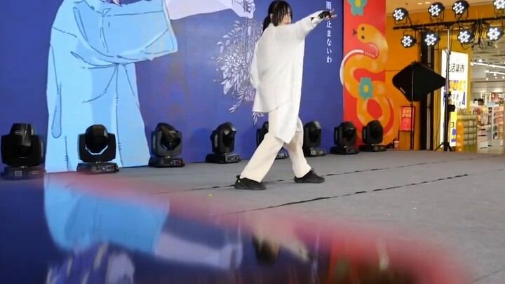 Halfway through the stage dance, the sound engineer stopped the music and asked me if I wanted to pl