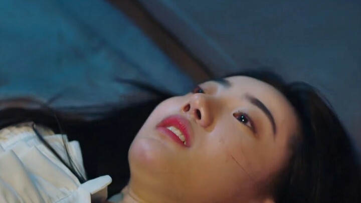 Chàng trai vừa cãi nhau với bạn gái thì cô thuê nhà lập tức chớp thời cơ.