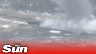 Russian tank explodes after driving over Ukrainian mine on Donetsk battlefield