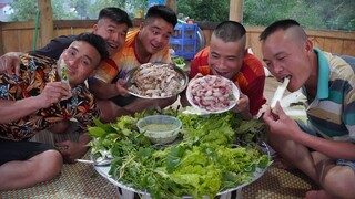 THỬ THÁCH ĂN CÁ VỚI MÙ TẠT