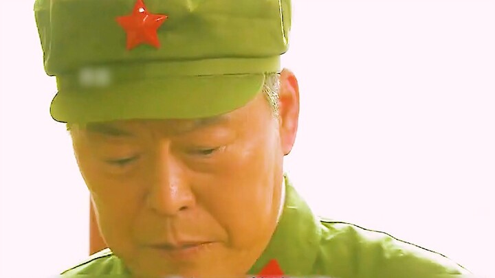 The chef accidentally turned rice noodles into porridge—but ended up getting promoted instead!